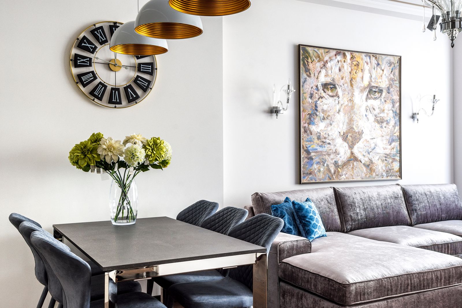 Sofa trưng bày tại showroom
